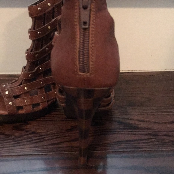 👠 Baby Phat Gorgeous Brown Studded Heels WH05 - Picture 3 of 4